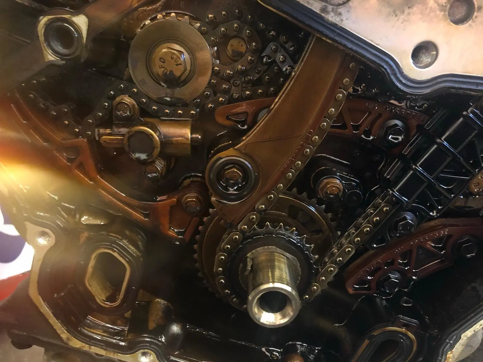 Wymiana filtra cząstek stałych DPF w profesjonalnym warsztacie Auto Firma